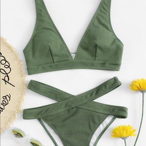 SHEIN Cross Waist Ribbed Bikini Set